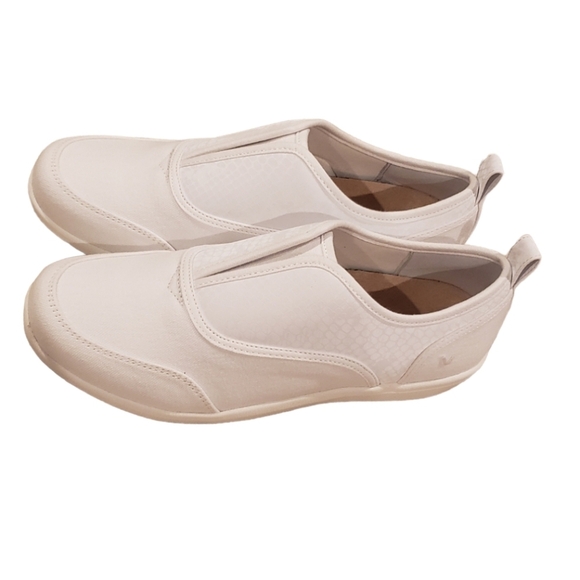 Vionic Magnolia Denver White Slip-On Sneaker NEW - Picture 3 of 7